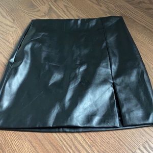 leather skirt